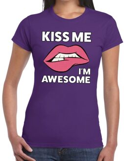 Bellatio Decorations Kiss me i am awesome t-shirt paars dames XS