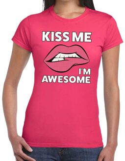 Bellatio Decorations Kiss me I am Awesome t-shirt roze dames 2XL