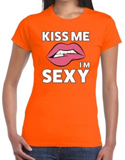 Bellatio Decorations Kiss me i am sexy t-shirt oranje dames XS