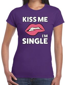 Bellatio Decorations Kiss me i am single t-shirt paars dames