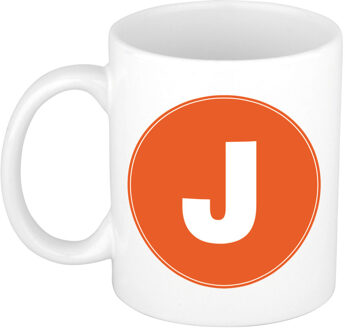 Bellatio Decorations Koffie mok met de letter J - beker - oranje - eerste letter van een voornaam - wit - 300 ml