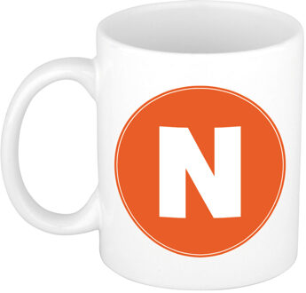 Bellatio Decorations Koffie mok met de letter N - beker - oranje - eerste letter van een voornaam - wit - 300 ml