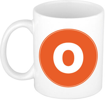 Bellatio Decorations Koffie mok met de letter O - beker - oranje - eerste letter van een voornaam - wit - 300 ml