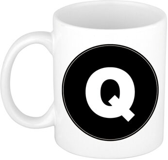 Bellatio Decorations Koffie mok met de letter Q - beker - zwart - eerste letter van een voornaam - wit - 300 ml