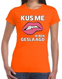 Bellatio Decorations Kus me ik ben geslaagd t-shirt oranje dames 2XL