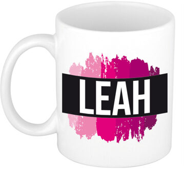 Bellatio Decorations Leah naam cadeau koffie mok - beker - met roze verfstrepen - Cadeau collega - moederdag
