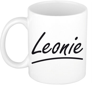 Bellatio Decorations Leonie Naam koffiemok - beker - met sierlijke letters - wit - 300 ml - Cadeau - Dames