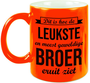 Bellatio Decorations Leukste en meest geweldige broer cadeau mok / beker neon oranje 330 ml - feest mokken