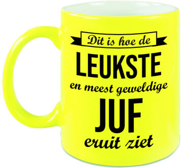 Bellatio Decorations Leukste en meest geweldige juf cadeau mok / beker neon geel 330 ml - bedankt cadeau lerares - feest mokken