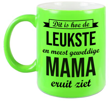 Bellatio Decorations Leukste en meest geweldige mama cadeau mok / beker neon groen 330 ml - cadeau verjaardag / Moederdag - feest mokken