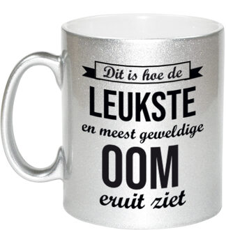 Bellatio Decorations Leukste en meest geweldige oom cadeau mok / beker zilverglanzend 330 ml - feest mokken Zilverkleurig