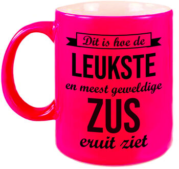 Bellatio Decorations Leukste en meest geweldige zus cadeau koffiemok / theebeker neon roze 330 ml - feest mokken