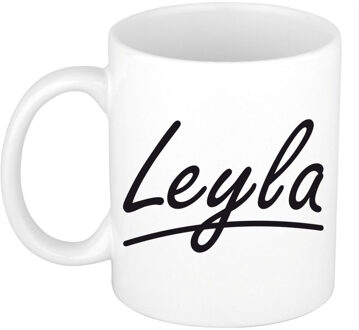 Bellatio Decorations Leyla Naam koffiemok - beker - met sierlijke letters - wit - 300 ml - Cadeau - Dames