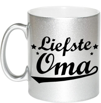 Bellatio Decorations Liefste oma cadeau koffiemok - drink beker - zilver - 300 ml - verjaardag - moederdag