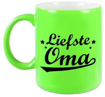 Bellatio Decorations Liefste oma cadeau mok / beker neon groen 330 ml - feest mokken