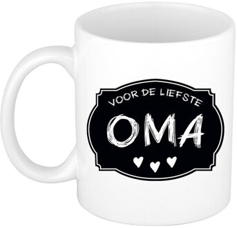 Bellatio Decorations Liefste oma verjaardag cadeau mok - zwart krijtbord - 300 ml - opa/oma dag - feest mokken