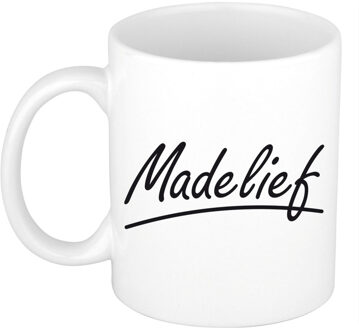 Bellatio Decorations Madelief voornaam kado beker / mok sierlijke letters - gepersonaliseerde mok met naam - Naam mokken Multikleur