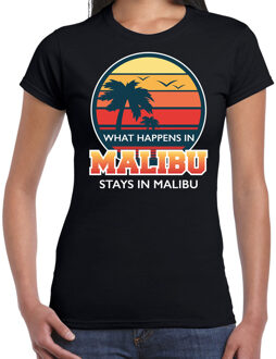 Bellatio Decorations Malibu zomer t-shirt / shirt What happens in Malibu stays in Malibu voor dames - zwart - Malibu party / vakantie outfit / kleding/ feest shirt S