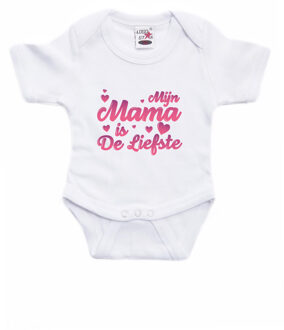 Bellatio Decorations Mijn mama is de liefste cadeau baby rompertje wit jongen/meisje 80 (9-12 maanden)