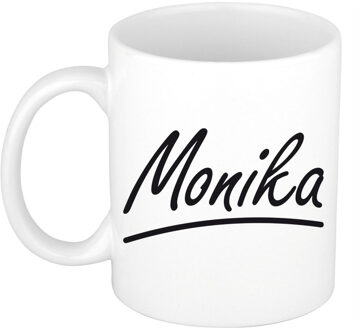 Bellatio Decorations Monika voornaam kado beker / mok sierlijke letters - gepersonaliseerde mok met naam - Naam mokken Multikleur