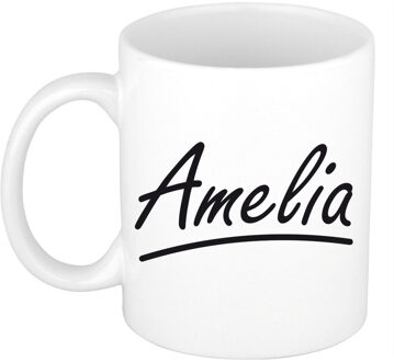 Bellatio Decorations Naam cadeau mok / beker Amelia met sierlijke letters 300 ml Wit