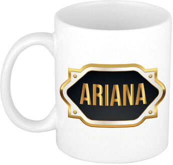 Bellatio Decorations Naam cadeau mok / beker Ariana met gouden embleem 300 ml Zwart