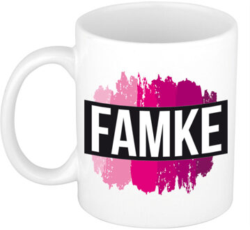 Bellatio Decorations Naam cadeau mok / beker Famke met roze verfstrepen 300 ml