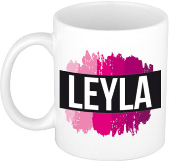 Bellatio Decorations Naam cadeau mok / beker Leyla met roze verfstrepen 300 ml