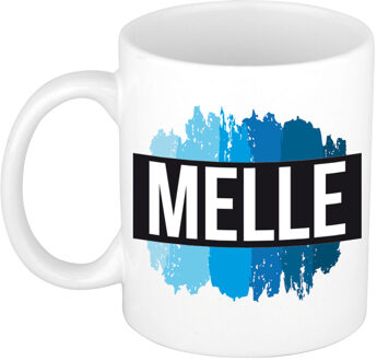 Bellatio Decorations Naam cadeau mok / beker Melle met blauwe verfstrepen 300 ml
