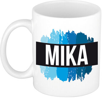 Bellatio Decorations Naam cadeau mok / beker Mika met blauwe verfstrepen 300 ml