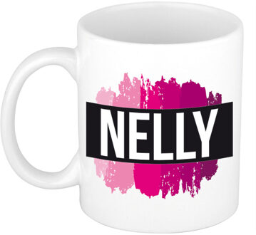 Bellatio Decorations Naam cadeau mok / beker Nelly met roze verfstrepen 300 ml