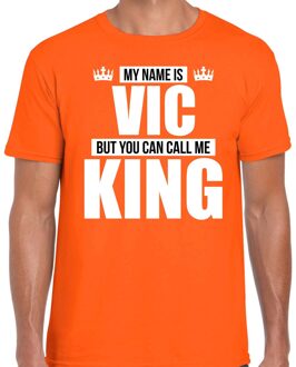 Bellatio Decorations Naam cadeau t-shirt - my name is Vic - but you can call me King - oranje - heren - koningsdag L