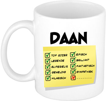 Bellatio Decorations Naam mok Daan - wit - top gozer - keramiek - 300 ml - cadeau collega beker Geel