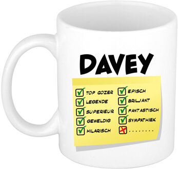 Bellatio Decorations Naam mok Davey - wit - top gozer - keramiek - 300 ml - cadeau collega beker Geel