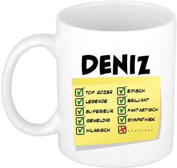 Bellatio Decorations Naam mok Deniz - wit - top gozer - keramiek - 300 ml - cadeau collega beker Geel