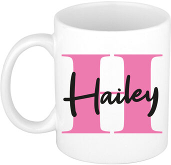 Bellatio Decorations Naam mok Hailey - roze - wit - keramiek - 300 ml - verjaardag/cadeau beker