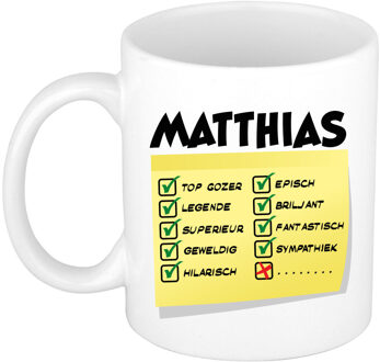 Bellatio Decorations Naam mok Matthias - wit - top gozer - keramiek - 300 ml - cadeau collega beker