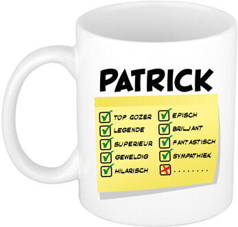 Bellatio Decorations Naam mok Patrick - wit - top gozer - keramiek - 300 ml - cadeau collega beker