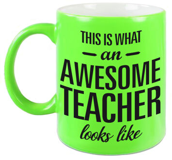 Bellatio Decorations Neon groene awesome teacher cadeau mok / beker voor leraar 330 ml - feest mokken