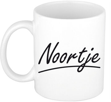 Bellatio Decorations Noortje Naam koffiemok - beker - met sierlijke letters - wit - 300 ml - Cadeau - Dames