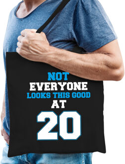 Bellatio Decorations Not everyone looks this good at 20 verjaardag cadeau tasje zwart voor heren