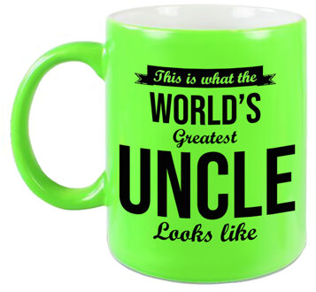 Bellatio Decorations Oom cadeau mok / beker neon groen This is what the Worlds Greatest Uncle looks like - feest mokken