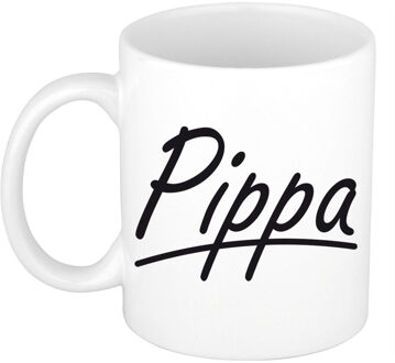 Bellatio Decorations Pippa Naam koffiemok - beker - met sierlijke letters - wit - 300 ml - Cadeau - Dames