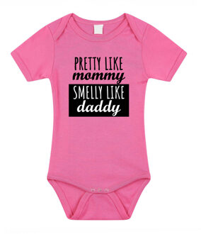 Bellatio Decorations Pretty like mommy smelly like daddy kraamcadeau rompertje roze meisjes 56 (1-2 maanden)