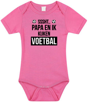 Bellatio Decorations Sssht kijken voetbal - cadeau baby rompertje - roze - meisjes - EK / WK supporter
