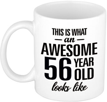 Bellatio Decorations This is what an awesome 56 year old looks like - cadeau koffiemok - 300 ml - verjaardag 56 jaar Wit