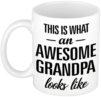 Bellatio Decorations This is what an awesome grandpa looks like - cadeau koffiemok - beker - verjaardag - opa - vaderdag