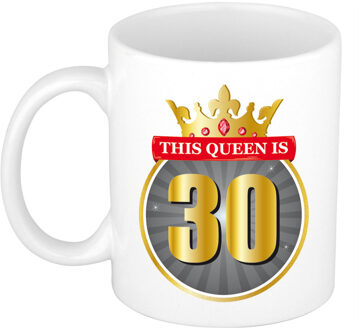 Bellatio Decorations This queen is 30 verjaardag cadeau mok / beker 30 jaar wit