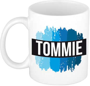 Bellatio Decorations Tommie naam cadeau koffie mok - beker - met blauw verfstrepen - Cadeau collega - vaderdag