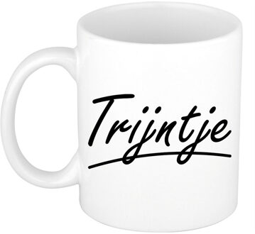 Bellatio Decorations Trijntje Naam koffiemok - beker - met sierlijke letters - wit - 300 ml - Cadeau - Dames